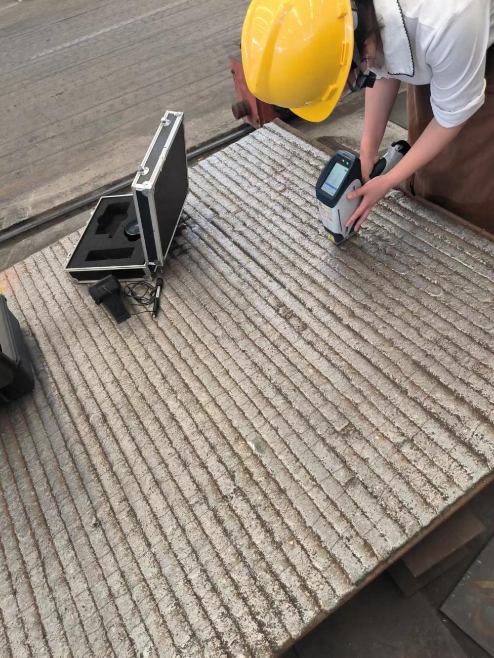 宁夏高铬耐磨板8+6 10+4 12+8