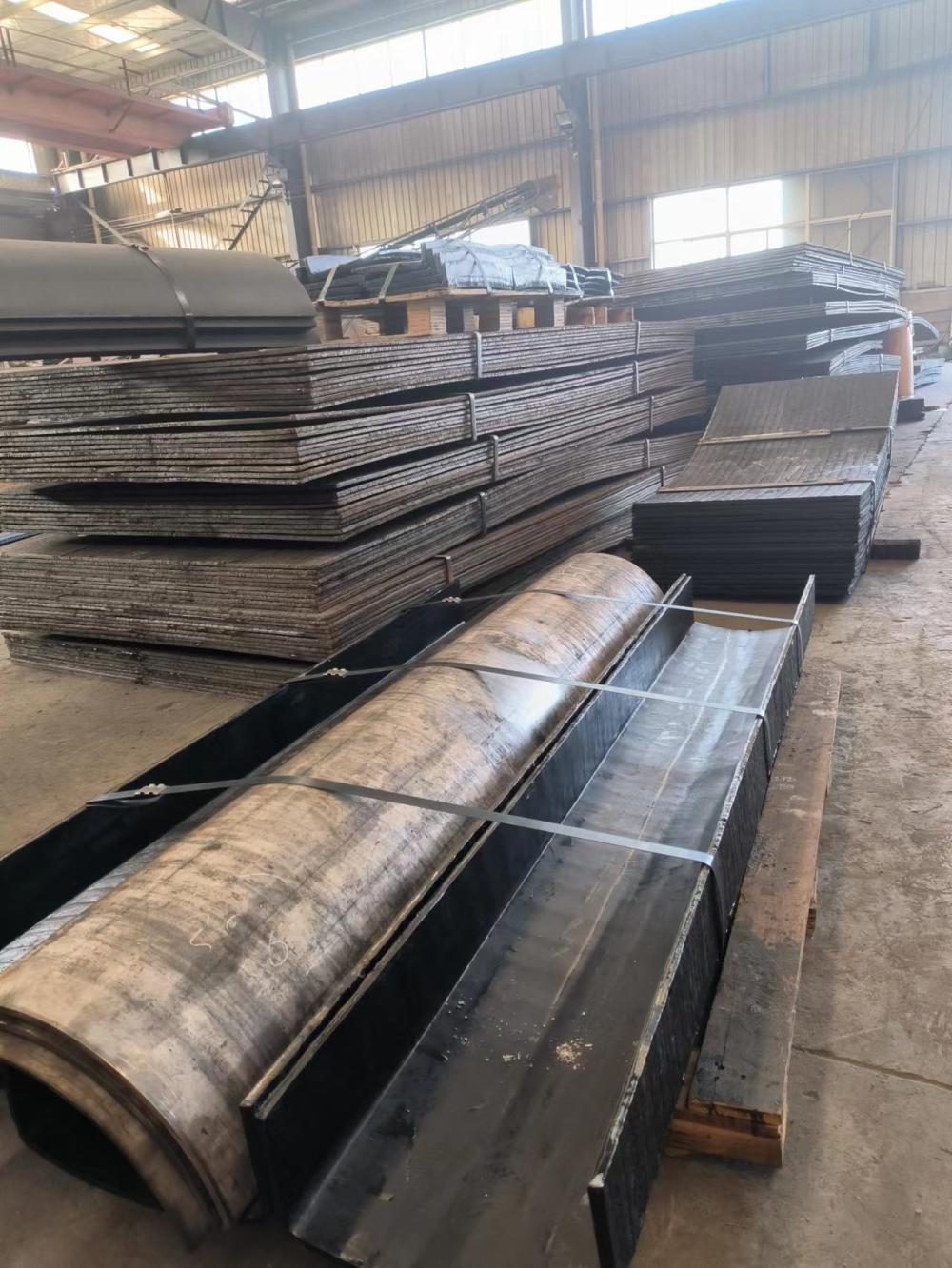 宁夏堆焊耐磨板切割，打孔，压弧