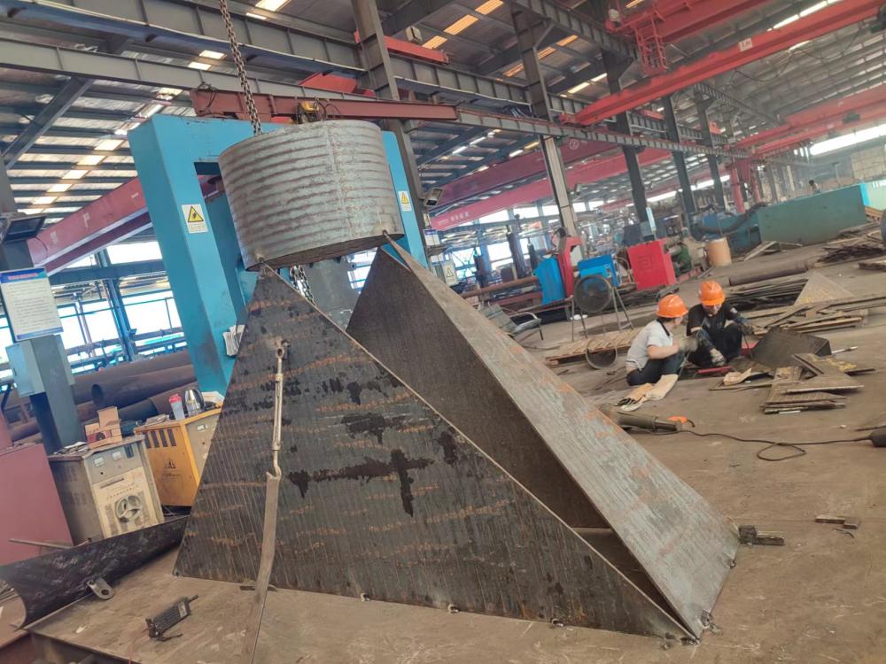 宁夏方变圆耐磨钢板 高铬方接圆