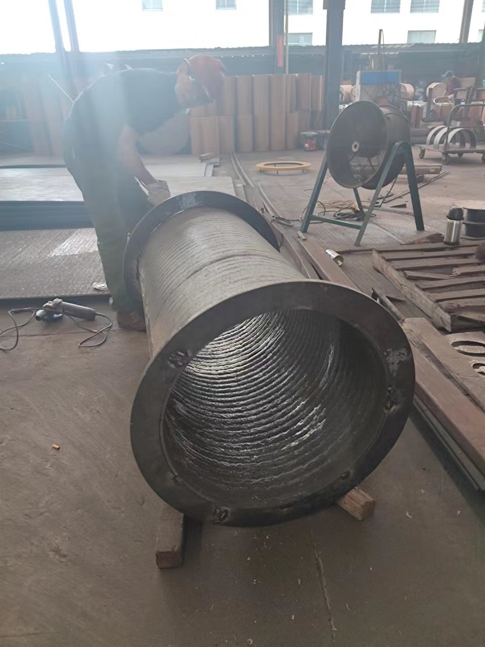 宁夏双金属耐磨管，堆焊耐磨管6+4,6+6,8+6,10+6,12+8